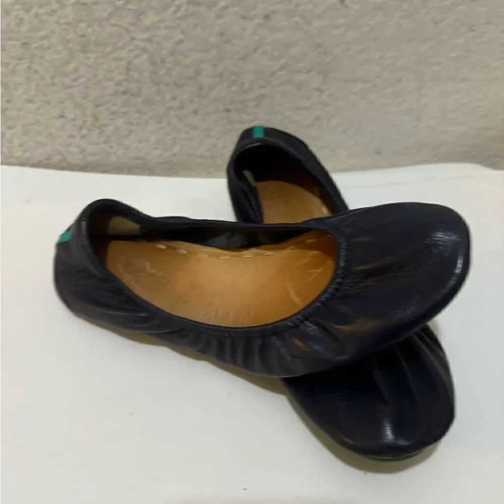 Tieks women size 7 navy and green color - Picture 3 of 8